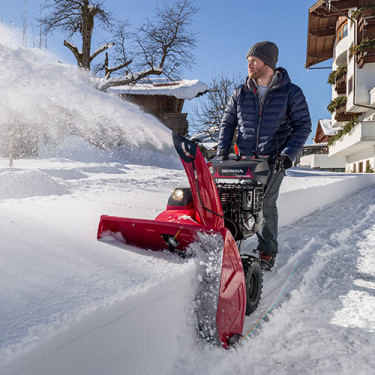 Nya Hjul och Bandrivna Snöslungor